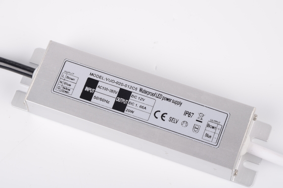 Driver de LED fino à prova d'água DC 12V 20W com atraso de início para luz de tira