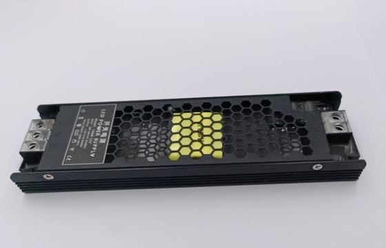 Motorista impermeável de abrigo de alumínio 100W do diodo emissor de luz da fonte de alimentação 12V do diodo emissor de luz 8.33A