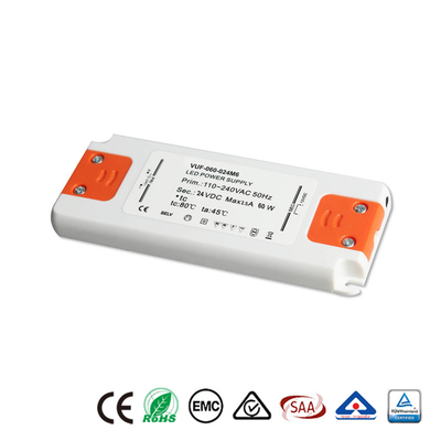 Fonte de alimentação plástica da C.C. 60W do motorista 24V do diodo emissor de luz da classe 2 para a luz de tira do diodo emissor de luz
