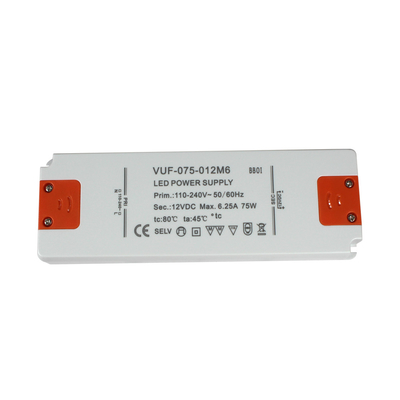 Fonte de alimentação do motorista 12V 75W do diodo emissor de luz de Constant Voltage da capa de plástico para a luz de tira