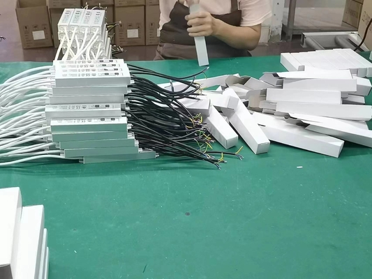 motorista 1800mA do diodo emissor de luz de 36v Transformator Constant Current para exterior