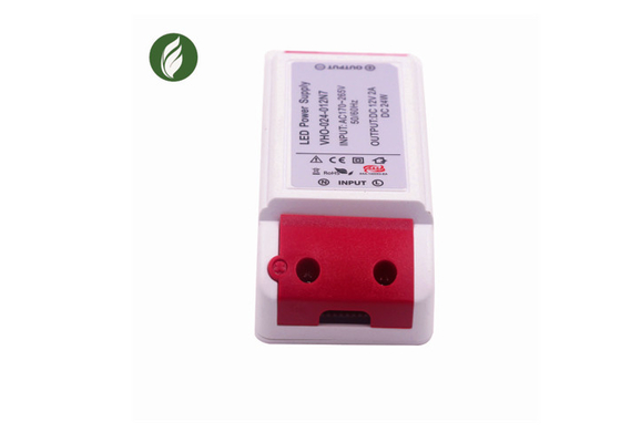 Bens plásticos do motorista 110x45x28mm do diodo emissor de luz de ETL 12V 2A para a luz de tira