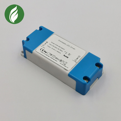 trabalho interno do TRIAC do motorista 300mA do diodo emissor de luz de 5-7W Dimmable para a luz de tira